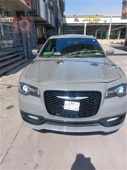 کرایسلەر 300